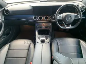 Mercedes-Benz E250 2018 Silver