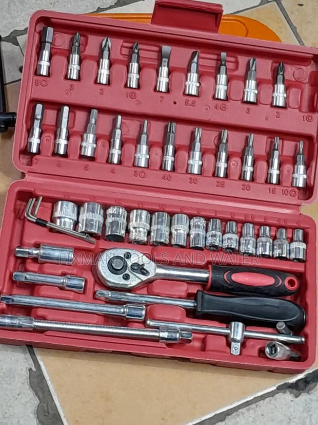 46 PCS Chrome Socket Set and Screw Driver Set - main view