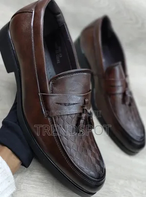 Officials Remaining 
Size 40'41'42'43'44'45.
Price *Ksh2500*