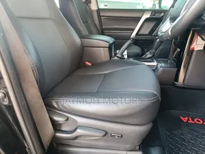 Toyota Land Cruiser Prado 2016 Black