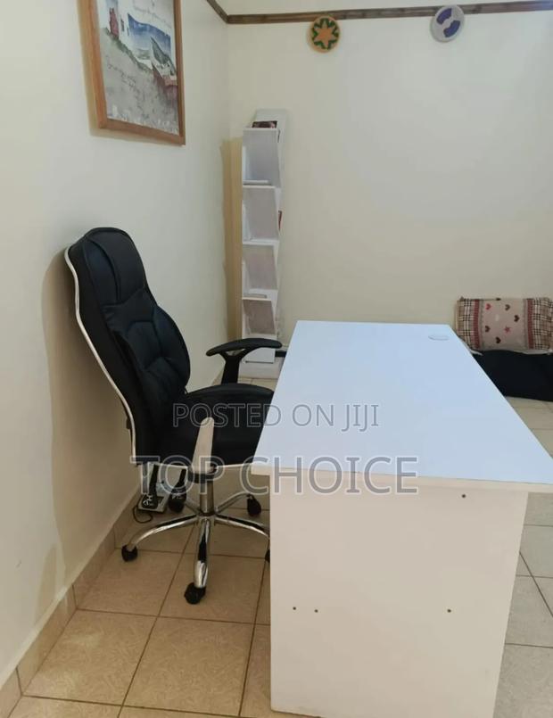 Executive Boss Office Chair (C-35 New) - thumbnail 2