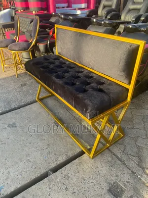Black Velvet Waiting Chair