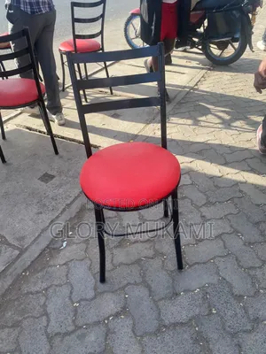 Low Flat Restaurants and Bar Chairs