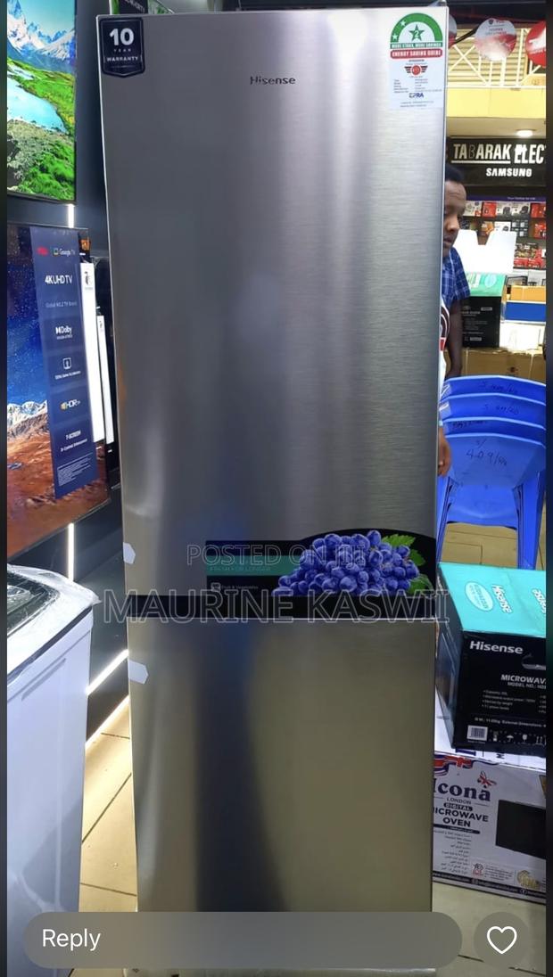 Hisense Bottom Freezer Refrigderator 286l - thumbnail 2