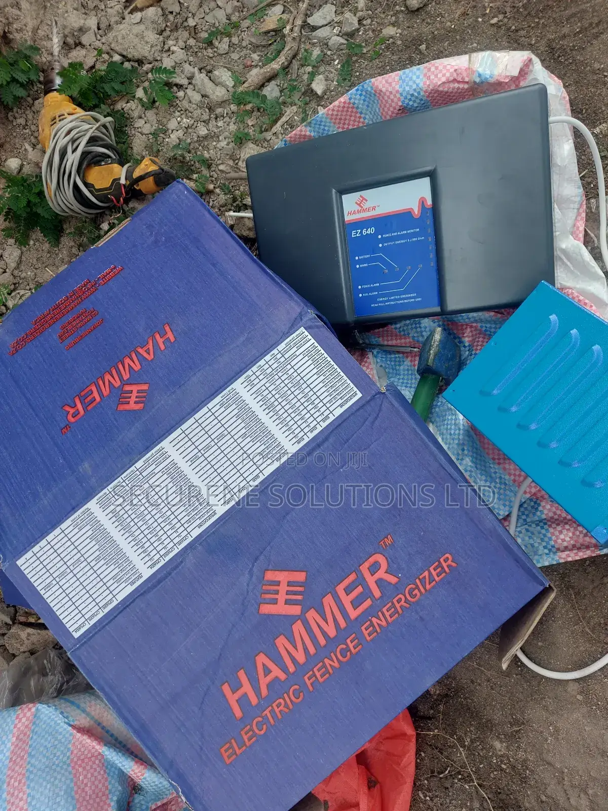 Electric Fence Kit.[Hammer Energizer Ez 640 @ 17,000and Siren]