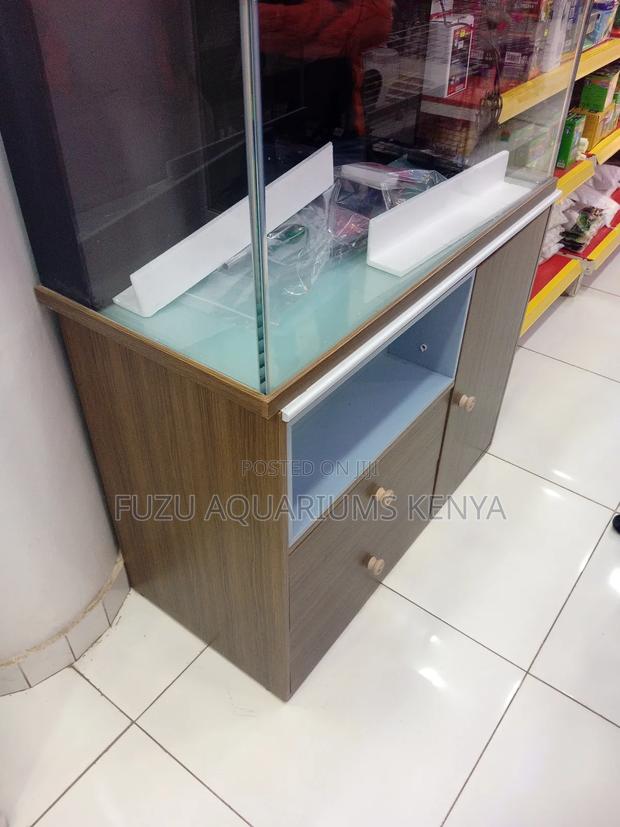 Aquarium With Stand - Strong and Beautiful - main view