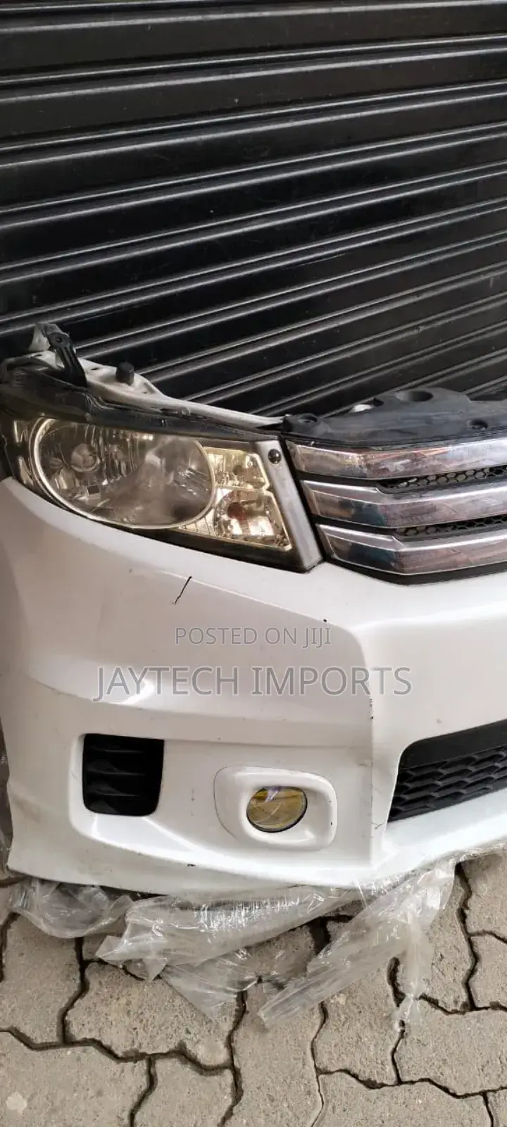 Honda Spike Whith Bumper