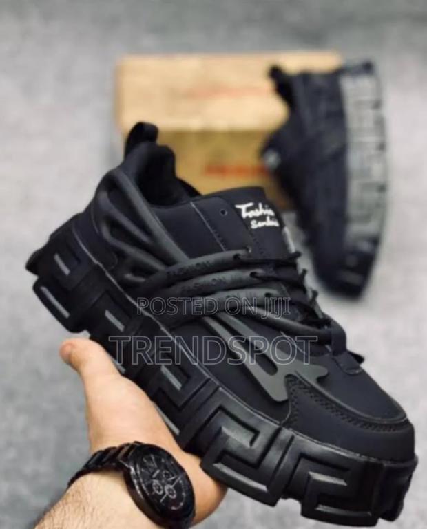 Versace Sneaker Sizes 39-443600/= - thumbnail 3