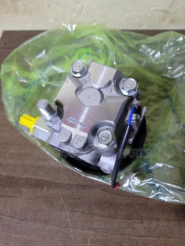 Power Steering Pump Subaru Outback,Legacy,Impreza - thumbnail 2