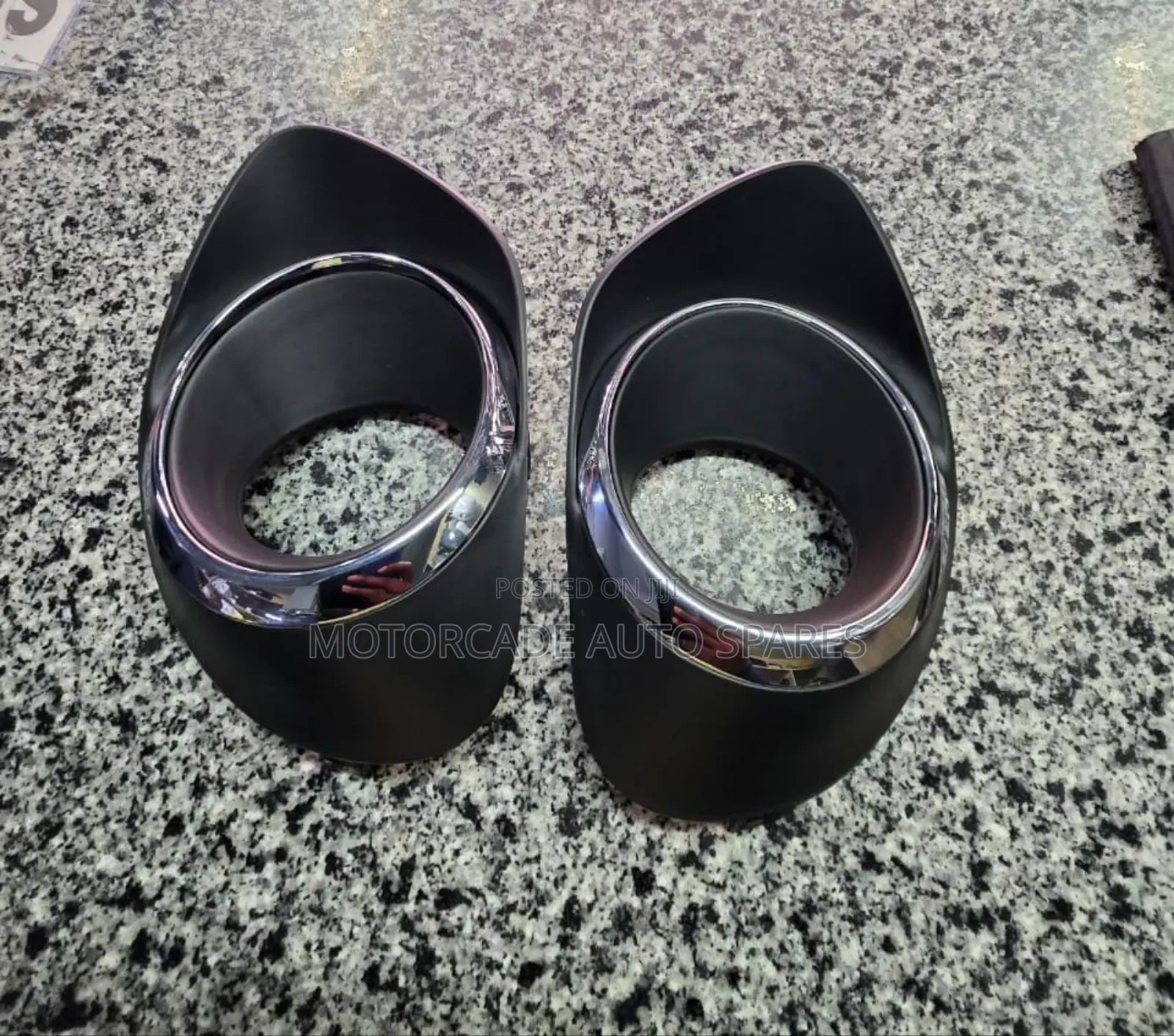 Mitsubishi Outlander Fog Light Cover