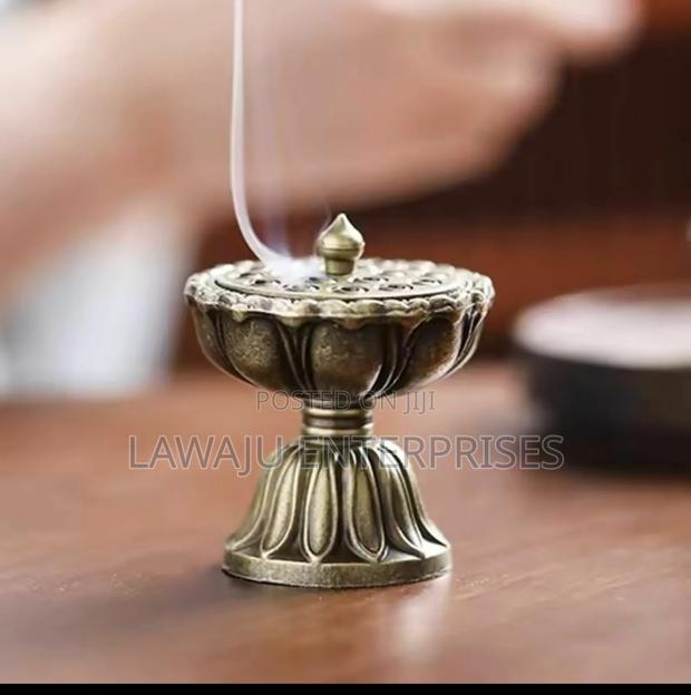 Zen Lotus Incense Burner