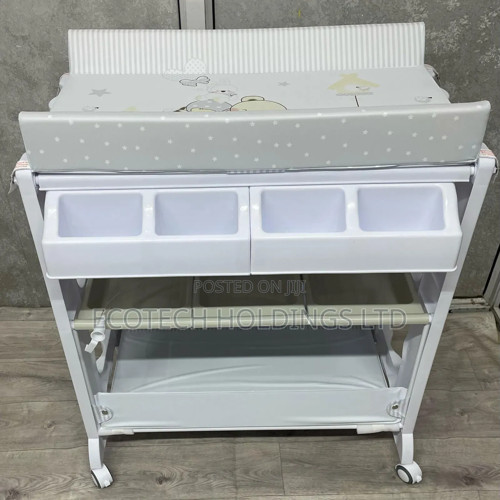 Baby Bath and Changing Station Jf4