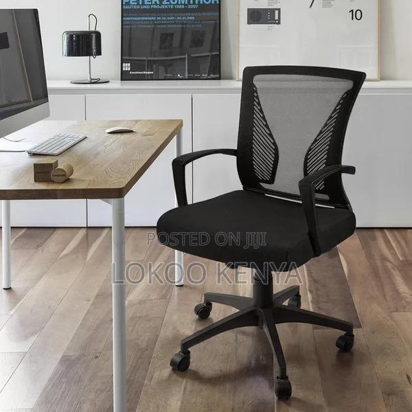 Office Chair: Ergonomic Breathable Mesh Chair