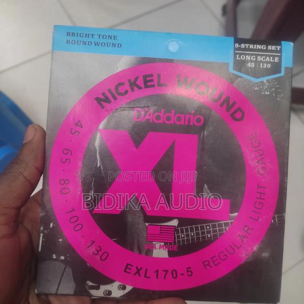 D Addario Bass Guitar 4 Strings - thumbnail 2