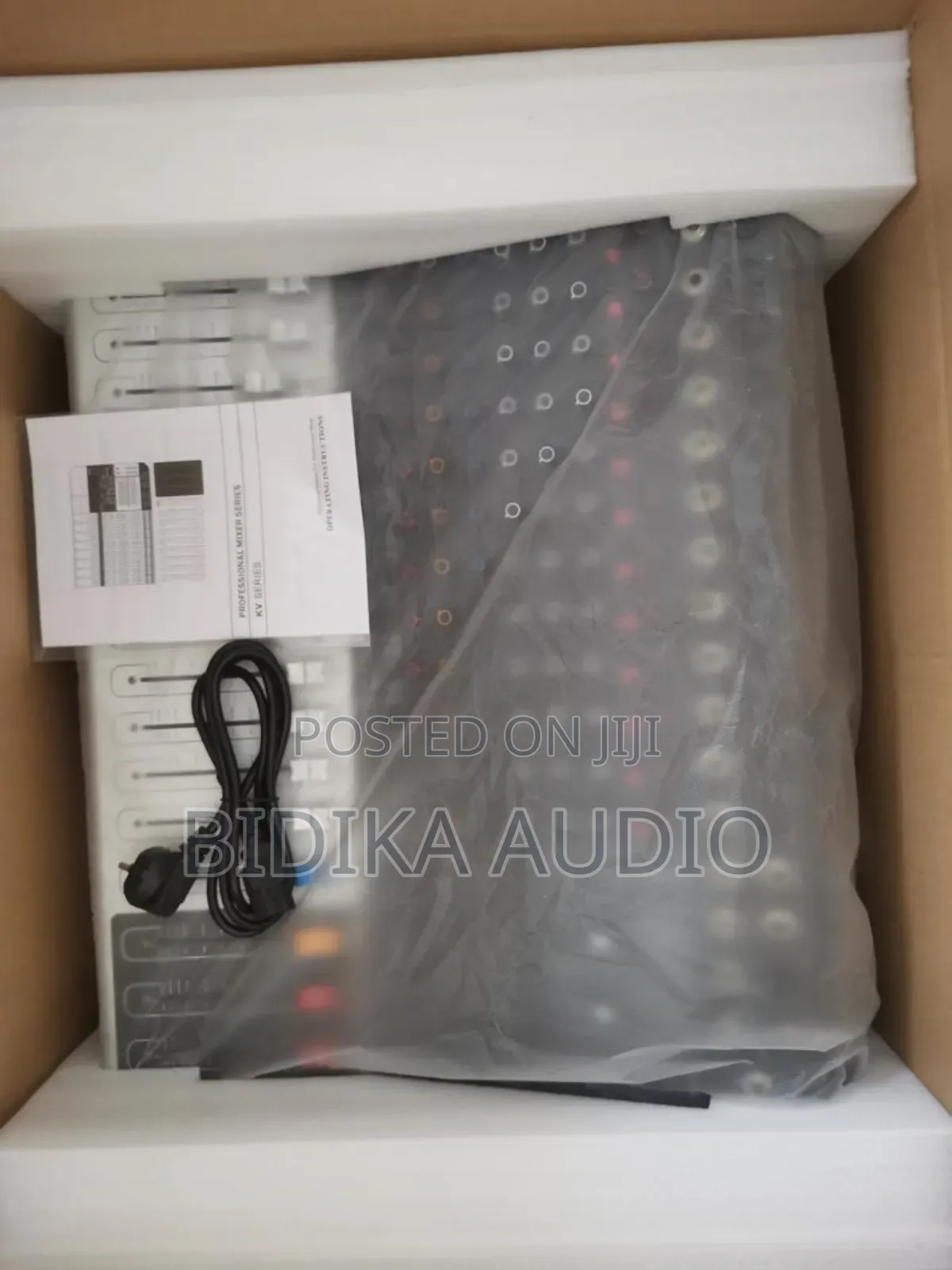 12ch Powered Mixer Soundcraft