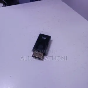 Display Port to HDMI Adapter 