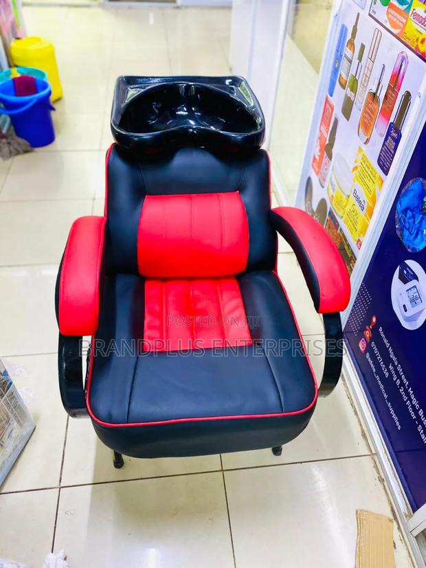 Red Stripes And Black Salon Sink - main view