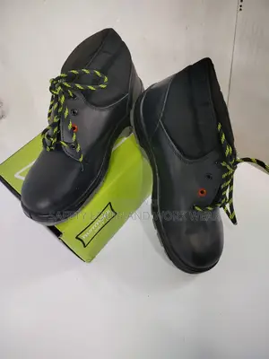 Black Leather Hummock Safety Boots