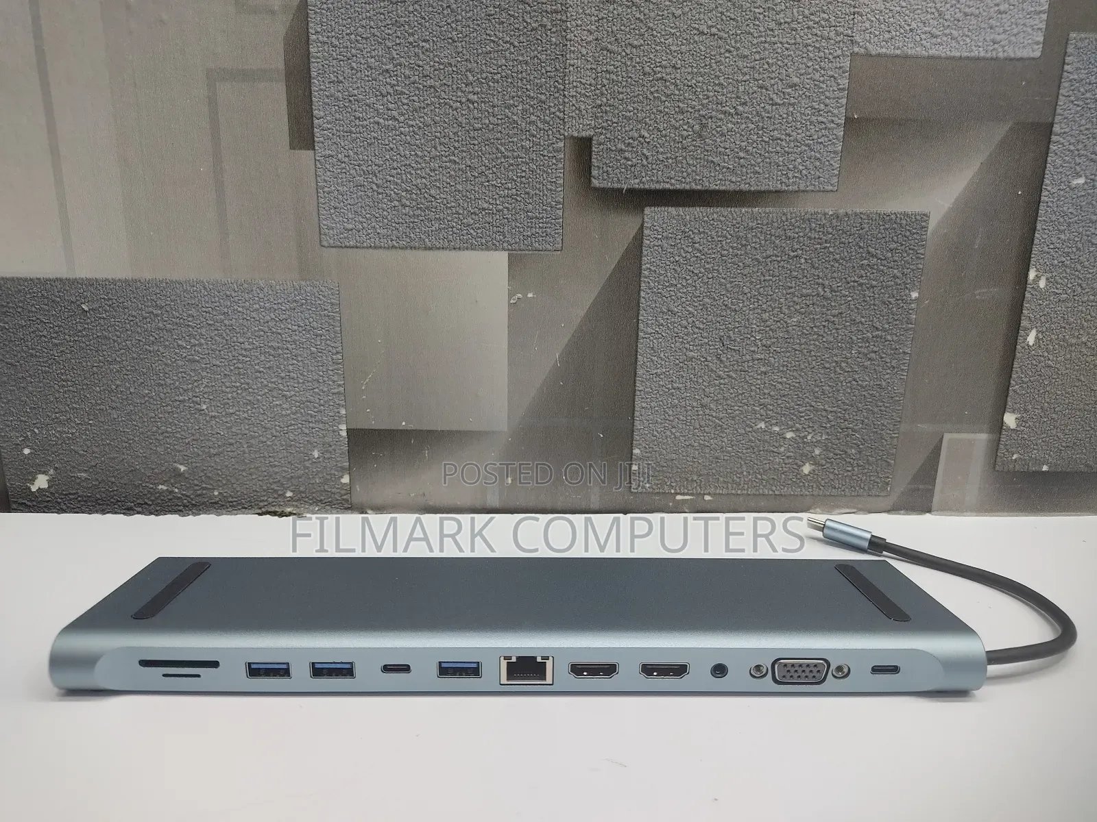 BYL-2003U2 12 In 1 USB-C / Type-c To USB Multifunctional Doc