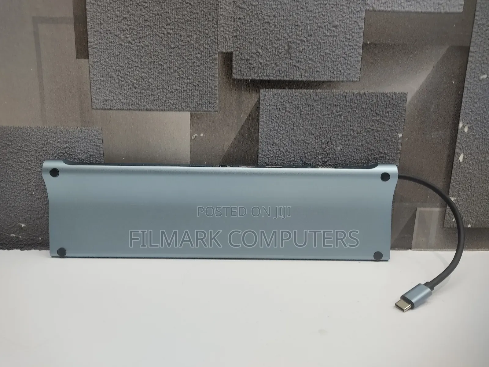 BYL-2003U2 12 In 1 USB-C / Type-c To USB Multifunctional Doc