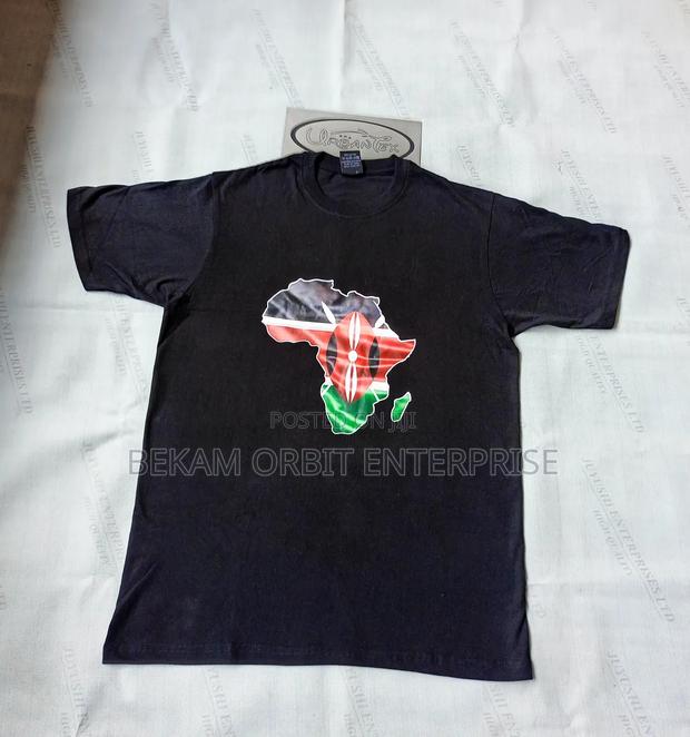 Kenya Print Cotton Round Neck Tshirts - thumbnail 2