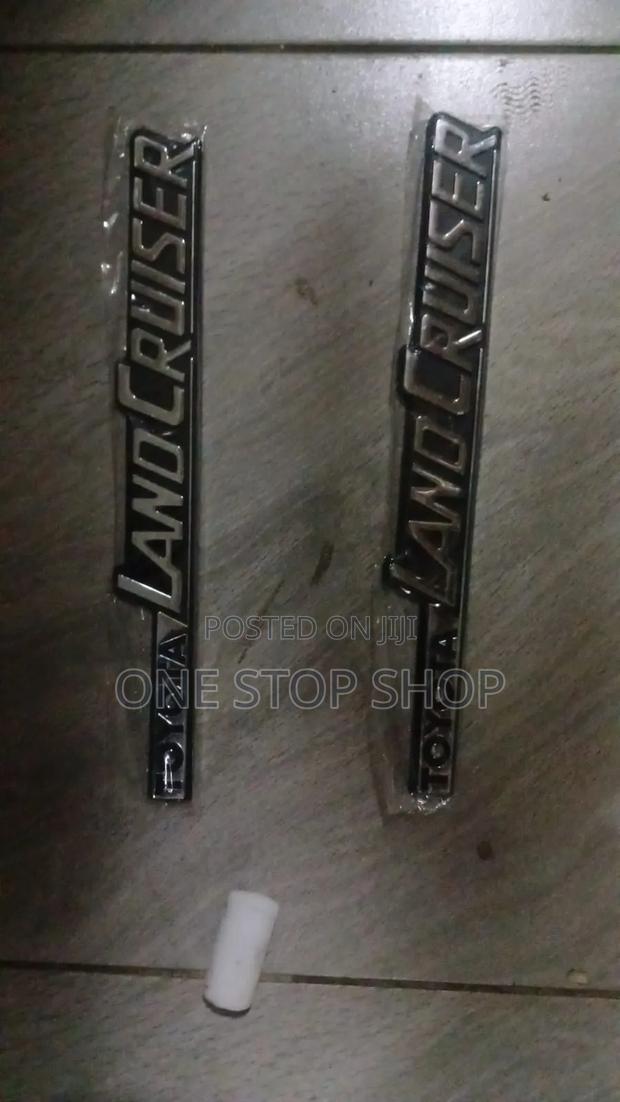 1pc Metallic Toyota Land Cruiser Side Door Badge