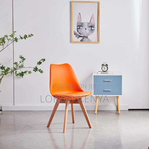 Home Chair: Orange Eames Plastic Dining Seat - thumbnail 4