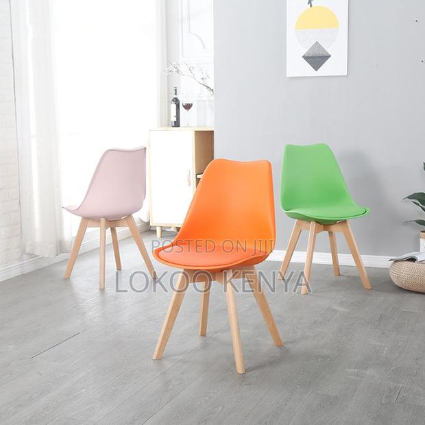 Home Chair: Orange Eames Plastic Dining Seat - thumbnail 2