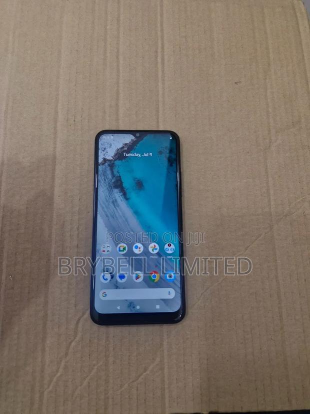 Nokia C32 128 GB Green - thumbnail 3