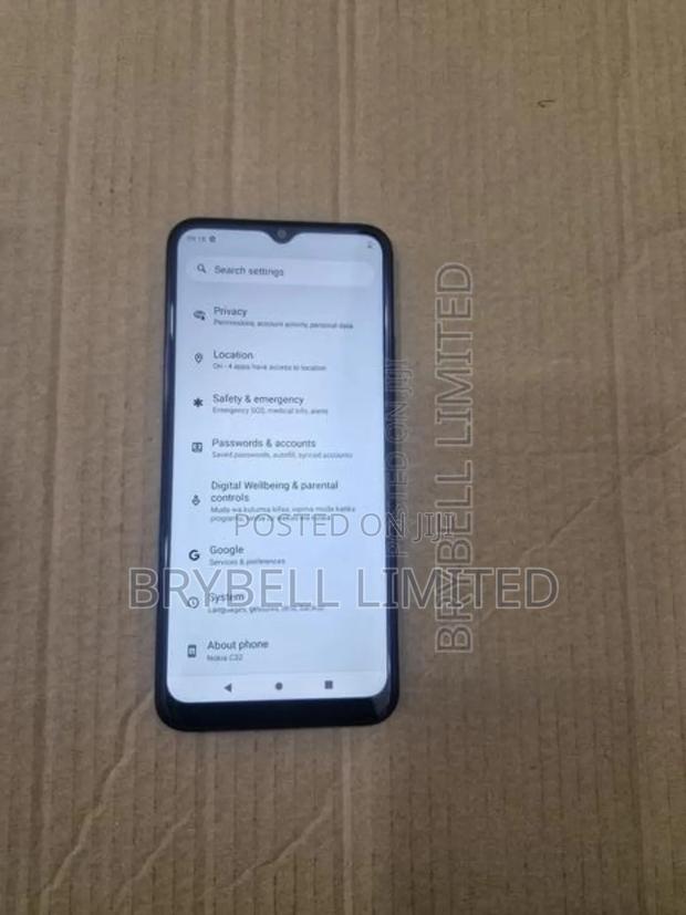 Nokia C32 128 GB Green - main view