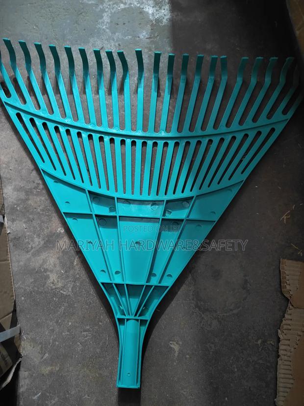Leaf Rake Big Head - main view