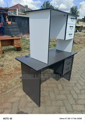 Executive Study Table Offers