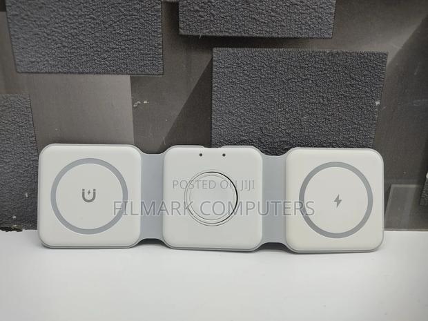 Wireless Charger, Magnetic Foldable 3 in 1 Fast Charger - thumbnail 3