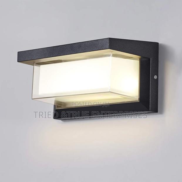 Waterproof Outdoor Wall Bracket Light Wz6 - main view