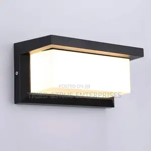 Modern Outdoor Wall Bracket Light Cx3