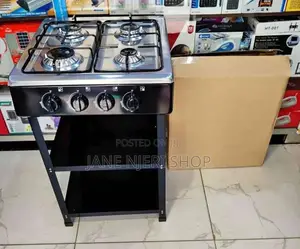 Good Quality Ramtons 4 Burner Cooker +Shelves