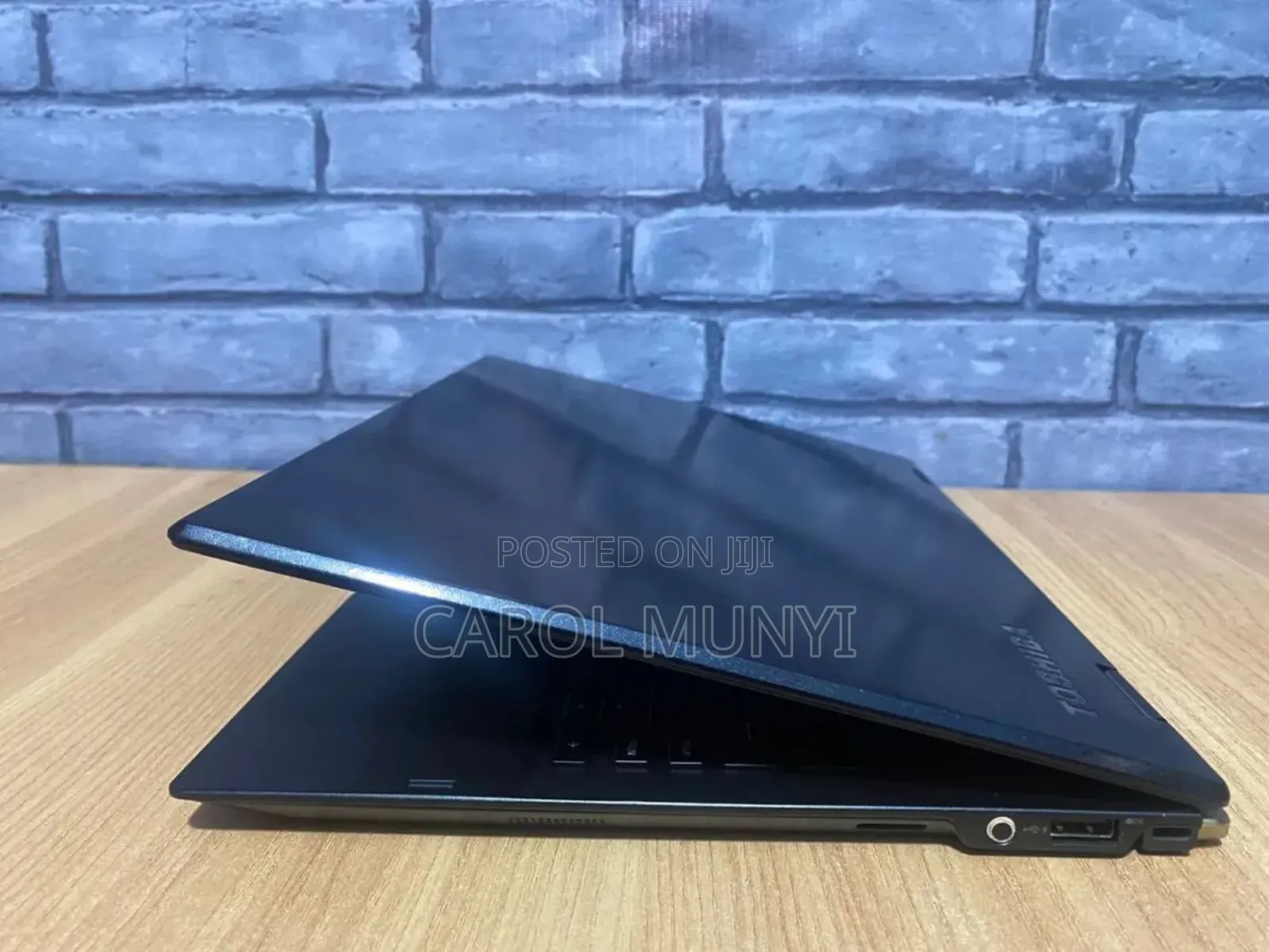 New Laptop Toshiba Portege X20W 16GB Intel Core I7 SSD 512GB
