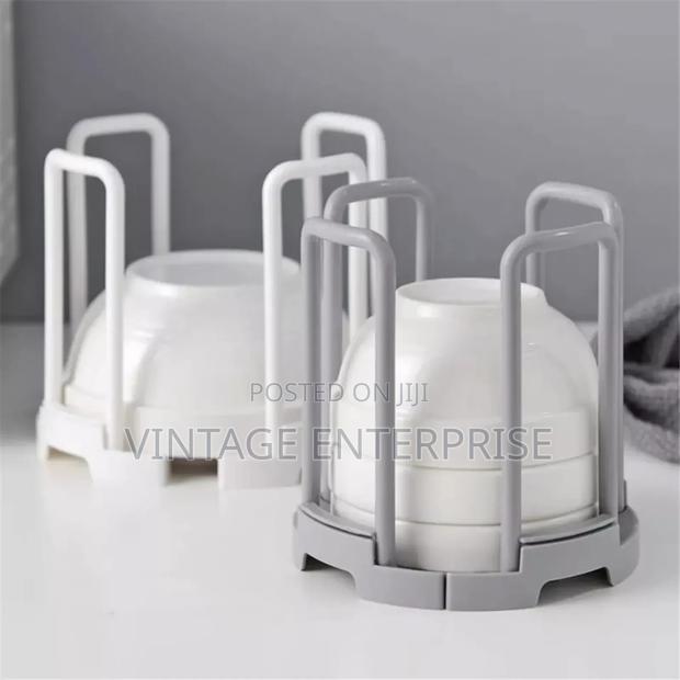*Adjustable Bowl Holder* - main view