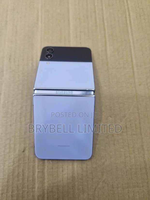 Samsung Galaxy Z Flip4 256 GB Purple - thumbnail 9