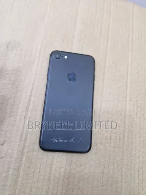 Apple iPhone 7 32 GB Black