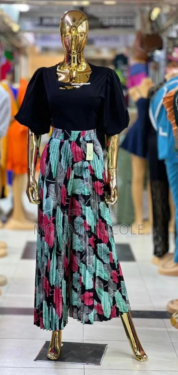 Classy Pallazo Pants - thumbnail 2