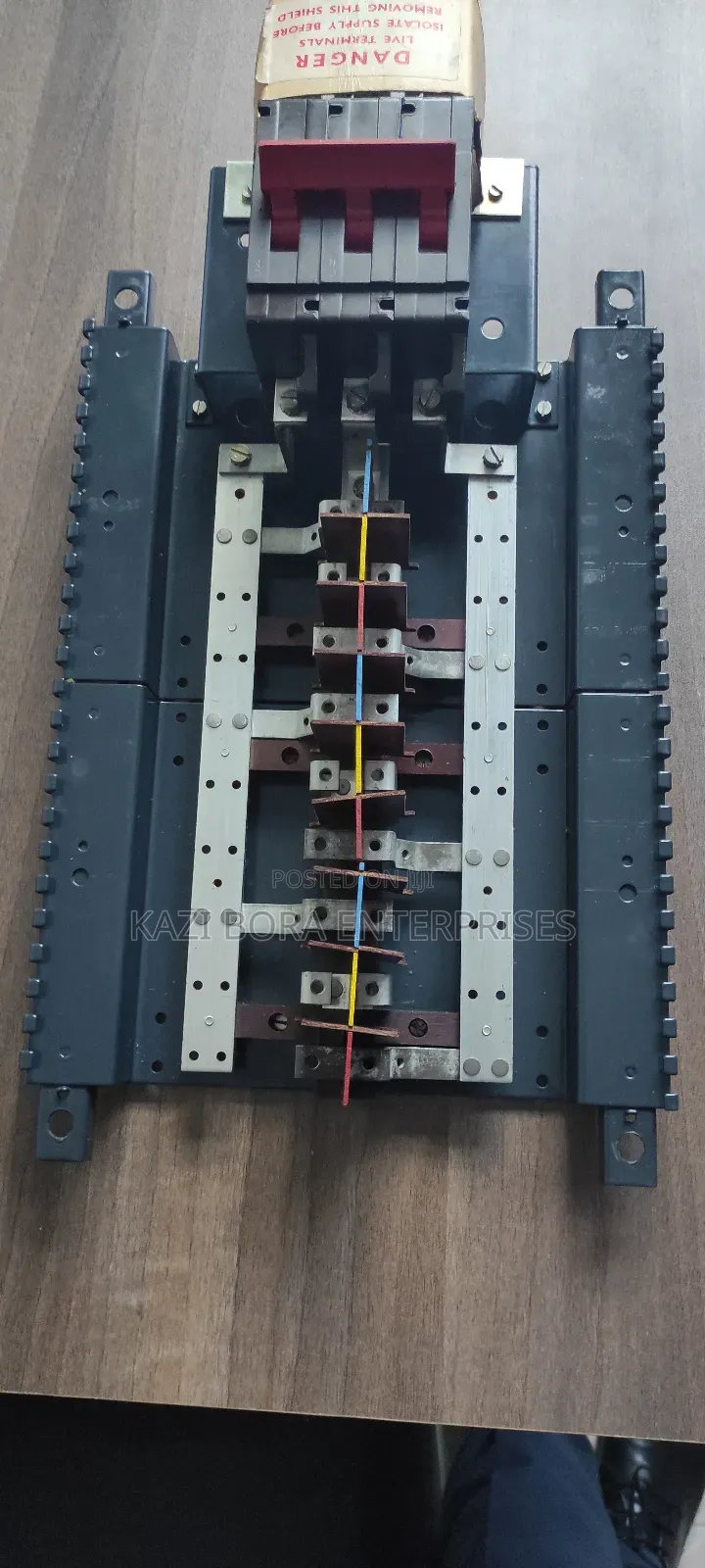 CRABTREE 6-Way Distribution Board