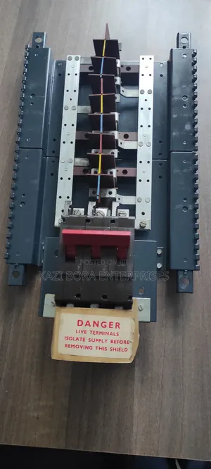 CRABTREE 6-Way Distribution Board