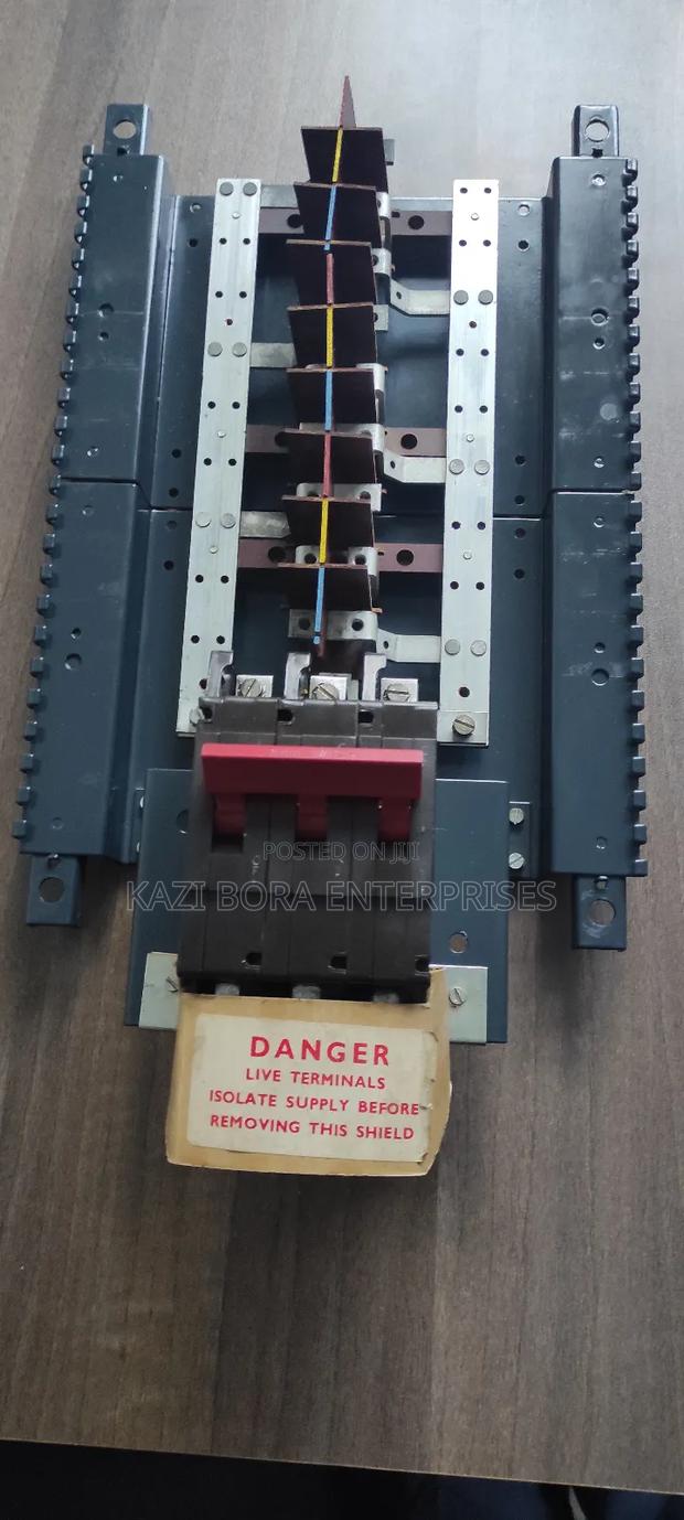CRABTREE 6-Way Distribution Board - thumbnail 3