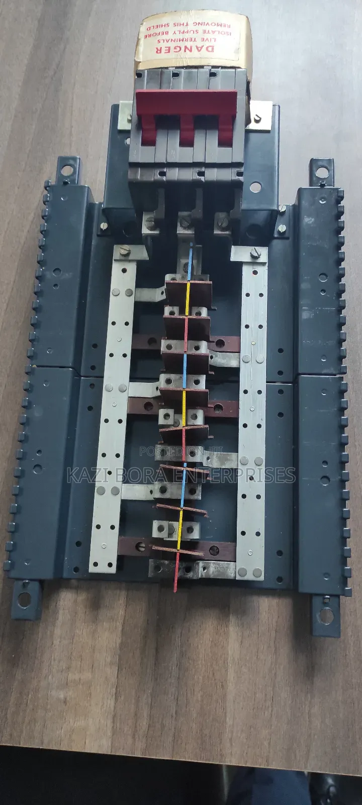 CRABTREE 6-Way Distribution Board
