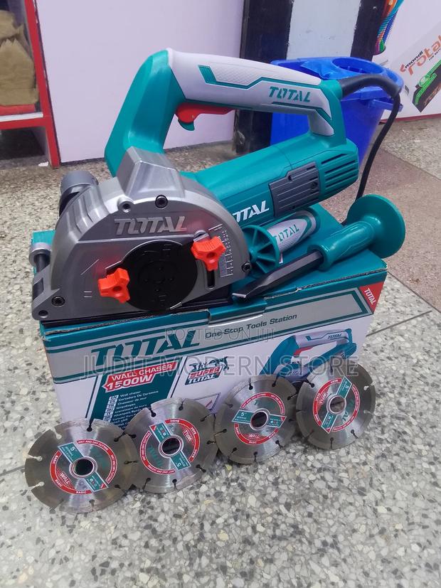 Total Wall Chaser - main view
