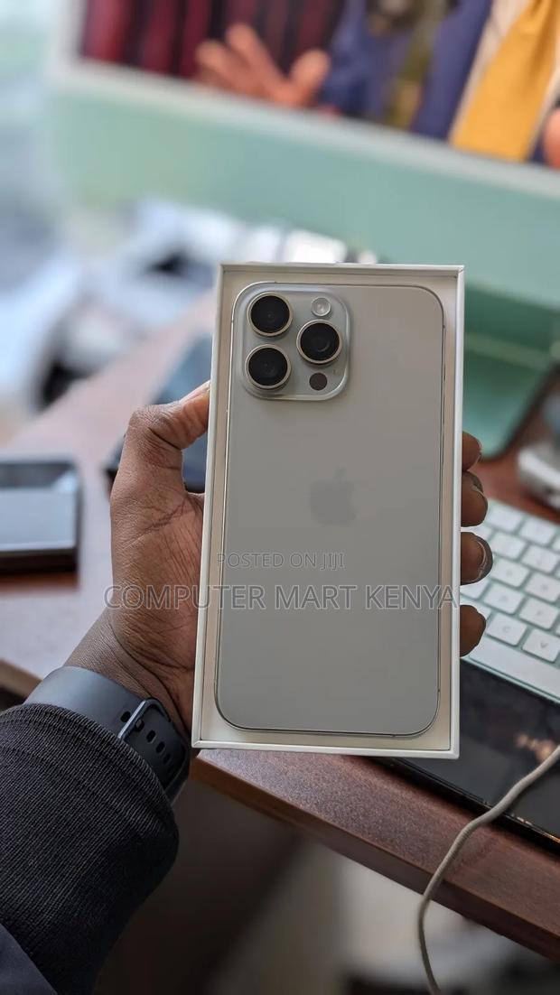 Apple iPhone 15 Pro Max 256 GB