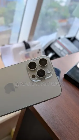 Apple iPhone 15 Pro Max 256 GB