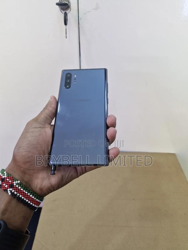 Samsung Galaxy Note 10 Plus 256 GB Blue - main view