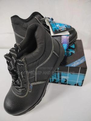 Stylish Vaultex Boots - thumbnail 2